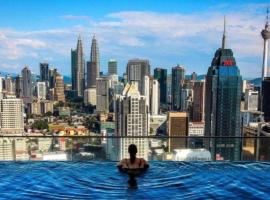 Regalia by Parcello KLCC infinity pool, hotel in Chow Kit, Kuala Lumpur