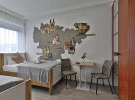Moderne Ferienwohnungen - Service wie im Hotel: Göppingen şehrinde bir otel