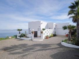 Ensenada Bay 180* View! Casa Ballena, vacation home in La Bufadora