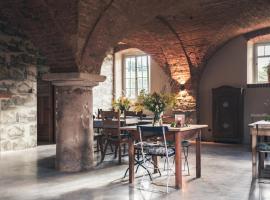 DOM PIWOWARA – hotel w mieście Leśna