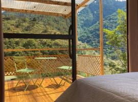 Mario's Lodge Providencia: Copey'de bir otel