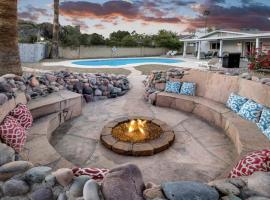 Loma Vista - Amazing Backyard Pool & Fire Pit، فندق في تيمبي