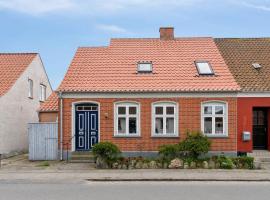 Lovely Holiday Rental In The Maritime Town Of Marstal, hotel in Marstal