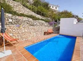Casa Pomelo, Frigiliana Luxury center townhouse with pool and parking HansOnHoliday Rentals