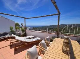Calle Alta 37, Frigiliana Luxury 3 bedroom center Townhouse with large terrace and sea views HansOnHoliday Rentals