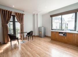 Riverside Row Apartment, khách sạn ở Ðồng Hới