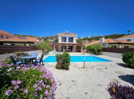 Villa Penny, hótel í Pissouri