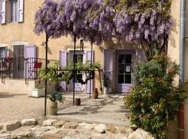 GITE DU ROY D'AMONT Plaine de l'Ain, repas sur réservation