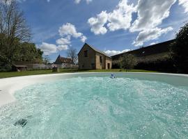 Superbe Grange et son bain nordique, endroit paisible du Perche: Soligny-la-Trappe şehrinde bir kulübe
