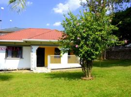 Yuks Villa, casa de campo em Kisumu