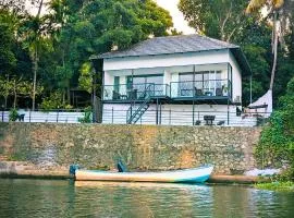 River View Mace Cottage