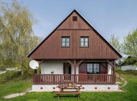 Holiday Home Holiday Hill 30 by Interhome, hotel en Černý Důl