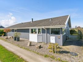 Holiday Home Wehrhart - all inclusive - 125m from the sea by Interhome, feriebolig i Otterup