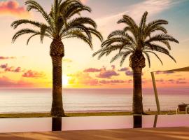 Melbeach Hotel & Spa - Adults Only, hotel di Canyamel