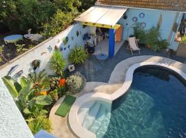 Appartement avec piscine et jacuzzi à 50mètres de la plage et 5min de l'allée des Pins – hotel w Argelès-sur-Mer