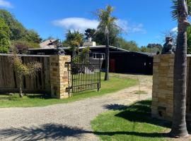 Pacific Sands Vacation Home, cottage in Fort Bragg