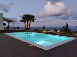 Sicilystressfree 5 Stars Villa With Swimmingpool, hotel s parkiriščem v mestu Balata di Baida