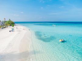 Ayala Oceanview Maldives, hotel em Gulhi