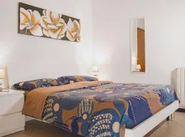 1 Bed-Sleeps 4-Town Centre-Free Parking-AirCon