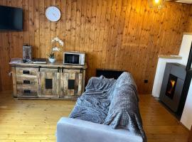 Urige idyllische Hütte mit Sauna, počitniška hiška v mestu Grainet