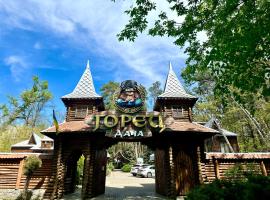 Готельно-ресторанний комплекс Дача Горца, Hotel in Kirovskoye