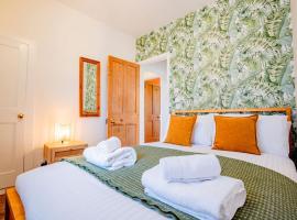 Guest Homes - Oxford Road House, hotel din Great Malvern