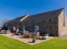 The Outbuildings, holiday home in Newborough
