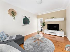 Aircabin - North Ryde - Sydney - 4 Beds House, chalet i Sydney