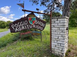 Poggio Baroni Agriturismo ฟาร์มสเตย์ในมันชาโน