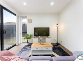 Aircabin - Kingswood - Sydney - 3 Beds Townhouse，Kingswood的飯店