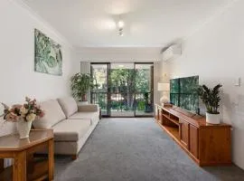 Aircabin - Marsfield - Next to MQ Uni - 2 Beds Apt