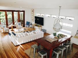 Family Beach House at Sebel Twin Waters Resort, holiday home in Twin Waters