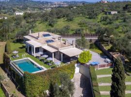 Luxury Villa Helanes, hotel s bazénem v destinaci Korfu