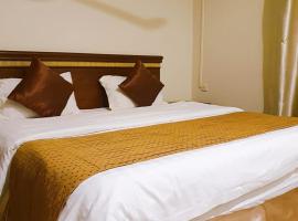---Alaren, hotel u gradu Aba