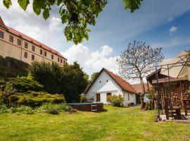Chalupa Kámen, hotel v Pacově