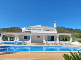 Superbe Villa - piscine privée, hotel in Silves