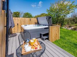 1 Bed in Woolacombe 82341, hotel with jacuzzis in Woolacombe