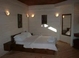 Tora Bora Guest House