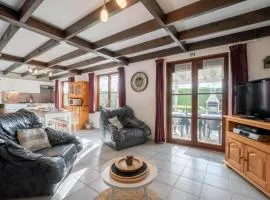 Holiday Home Zeewind II by Interhome