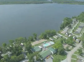 2 Bedroom Cottage Tamarack Trail 1