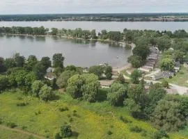 3 Bedroom Cottage Beachview Lane 35