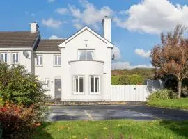 1 An tSean Scoil, Clifden