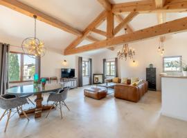 Olive- Vaste appartement donnant sur la Sorgue