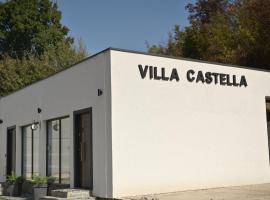 Villa Castella: Skopje şehrinde bir kulübe