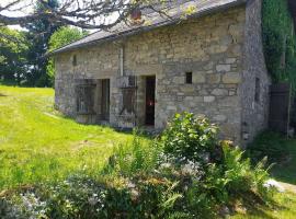 Gite le Onze beauval, hotel v mestu Saint-Dizier-Leyrenne