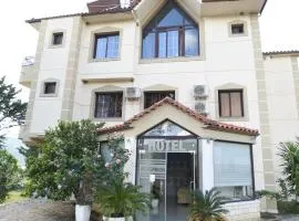 Hotel Ago