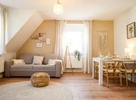 BOHO-Apartment - Feel like Home, Tiny Bathroom & Garage, 60m2