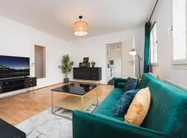 Smart Home - Wuppertal - Perfect for 4 Guests! Central - Netflix - Schwebebahn - Free Parking Zone