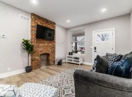 10 Entire Home Private Parking Fenced Yard