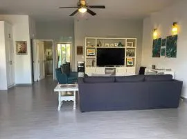 1A Casa Un Amor, Cerritos Beach Condo